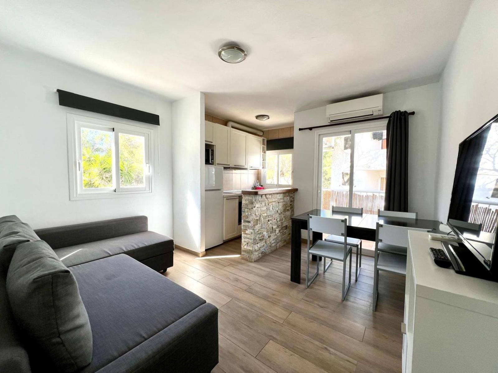 Copacabana Suite Es Pujols Exterior photo